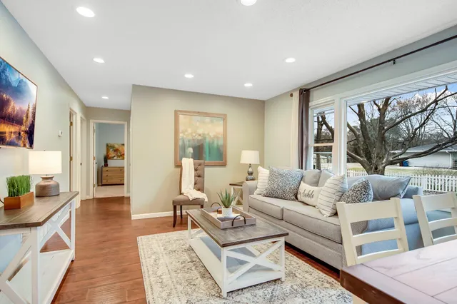 $4,500 | 17520 11th Avenue North, Plymouth, MN 55447