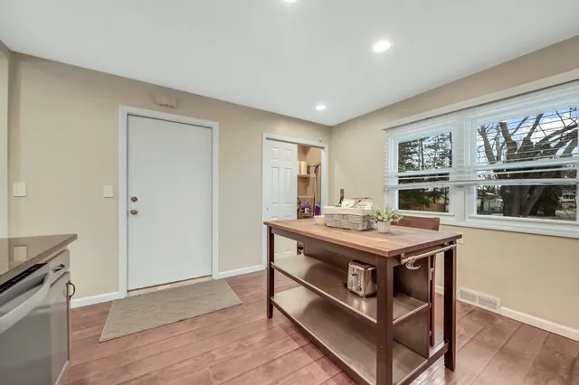 $4,500 | 17520 11th Avenue North, Plymouth, MN 55447