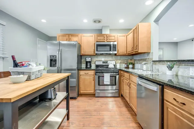 $4,500 | 17520 11th Avenue North, Plymouth, MN 55447