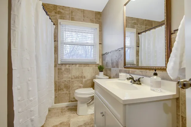 $4,500 | 17520 11th Avenue North, Plymouth, MN 55447