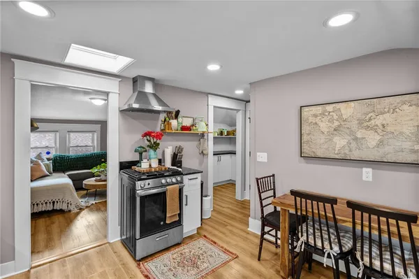 $1,300 | 86 Rochambeau Avenue, Unit 3, Providence, RI 02906