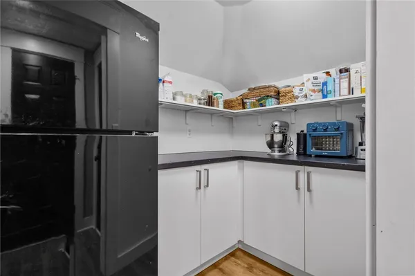 $1,300 | 86 Rochambeau Avenue, Unit 3, Providence, RI 02906