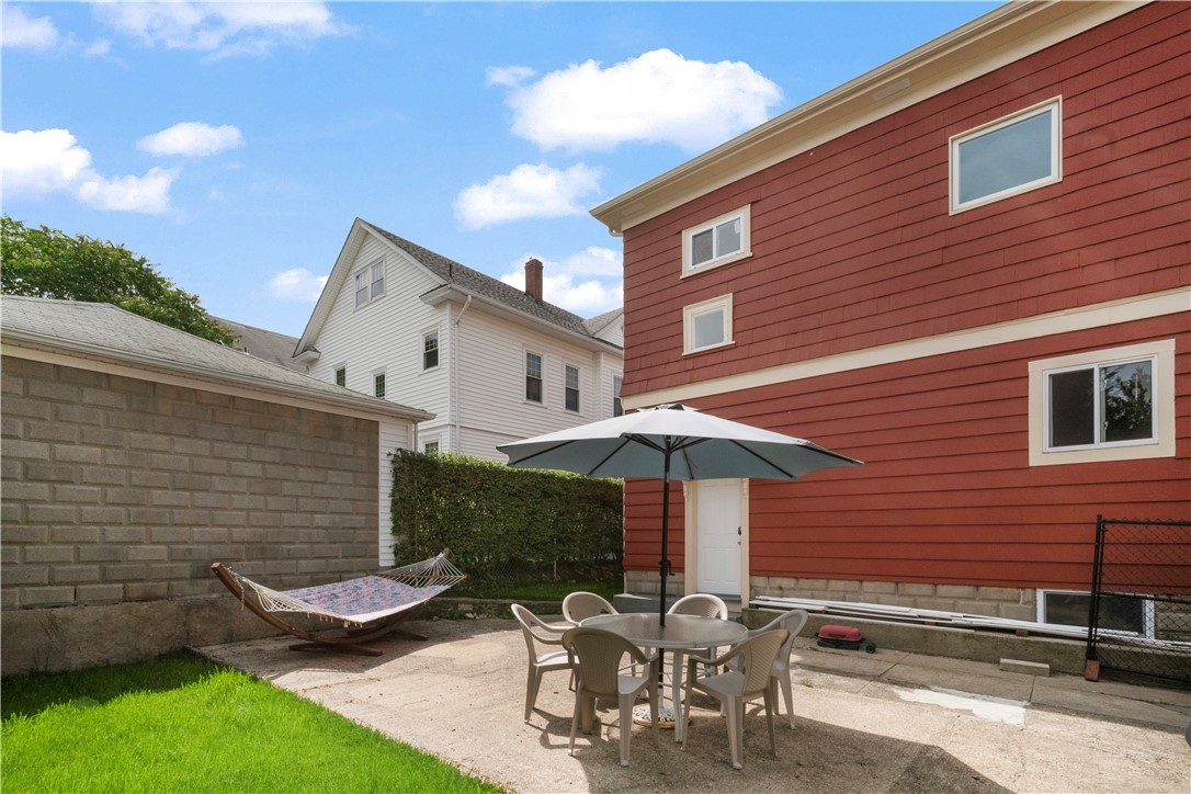 86 Rochambeau Avenue, Unit 3 Providence, RI 02906 - Photo 5 of 29