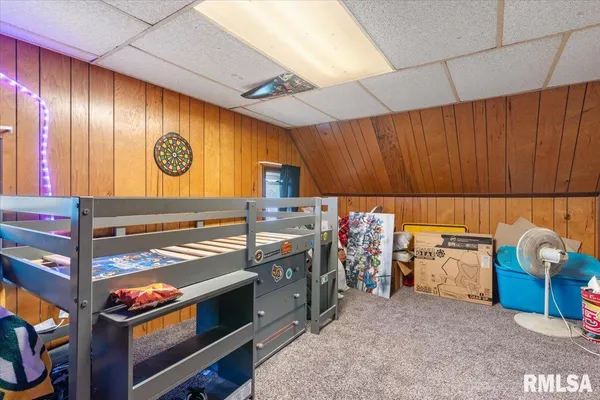 $120,000 | 325 West Jackson Street, Virden, IL 62690