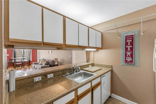 $209,000 | 525 Southwest Parkway, Unit 302, College Station, TX 77840