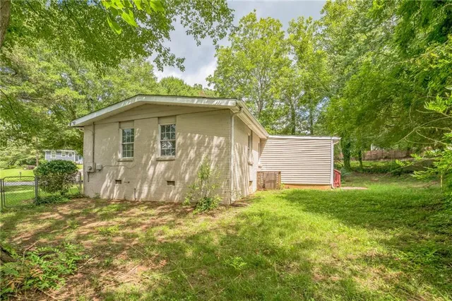 $1,690 | 16 Bromack Drive Southeast, Atlanta, GA 30315