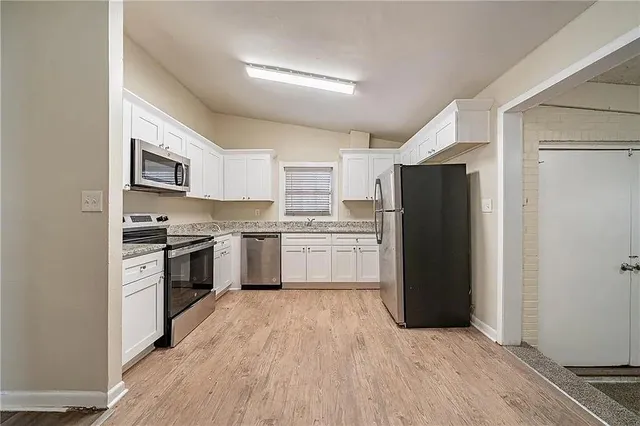 $1,690 | 16 Bromack Drive Southeast, Atlanta, GA 30315