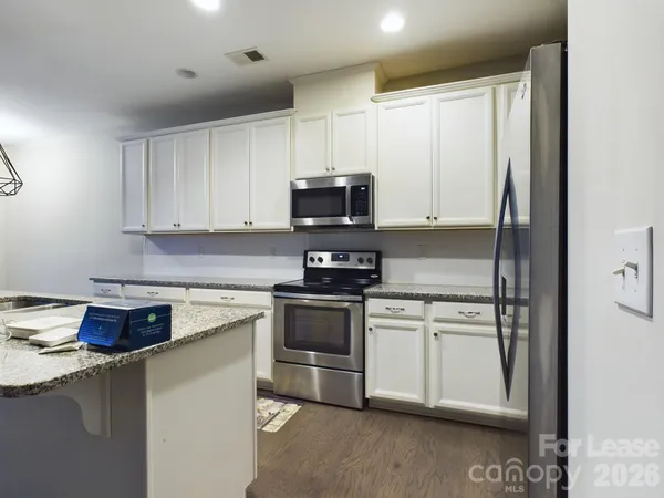 $2,250 | 6624 Berewick Commons Parkway, Charlotte, NC 28278