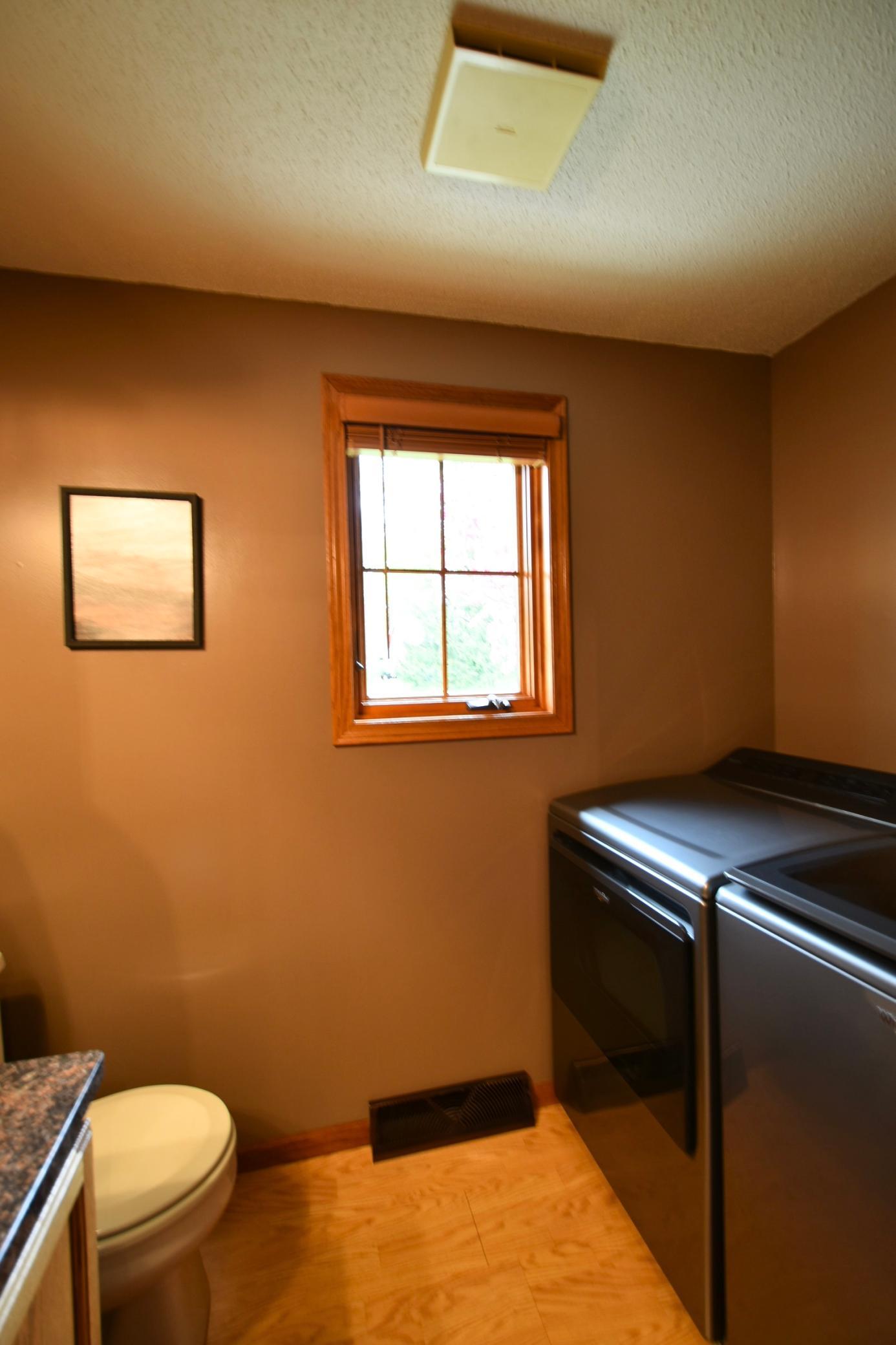 131 Walnut Street Zumbrota, MN 55992 - Photo 8 of 30