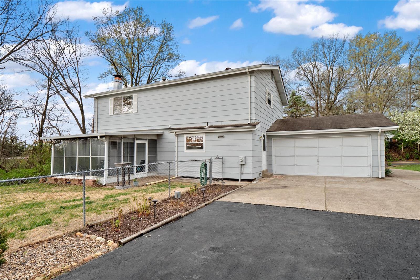 14859 Conway Road Chesterfield, MO 63017 - Photo 33 of 42 Gallery Image 33