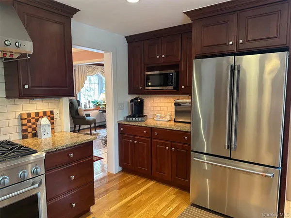 $965,000 | 43 Canada Hill Drive, Garrison, NY 10524