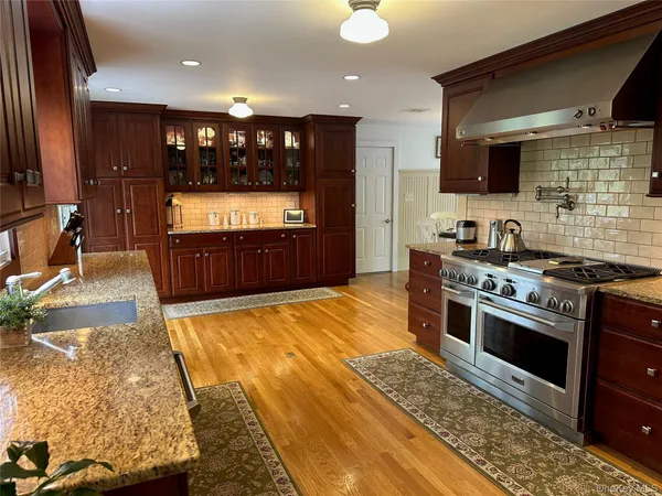 $965,000 | 43 Canada Hill Drive, Garrison, NY 10524