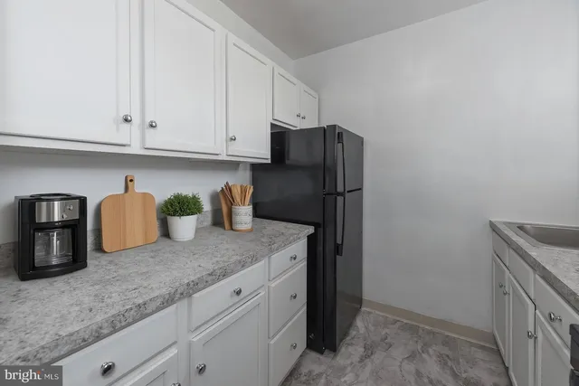 $1,563 | 7607 Eastern Avenue Northwest, Unit 202, Takoma Park, MD 20912