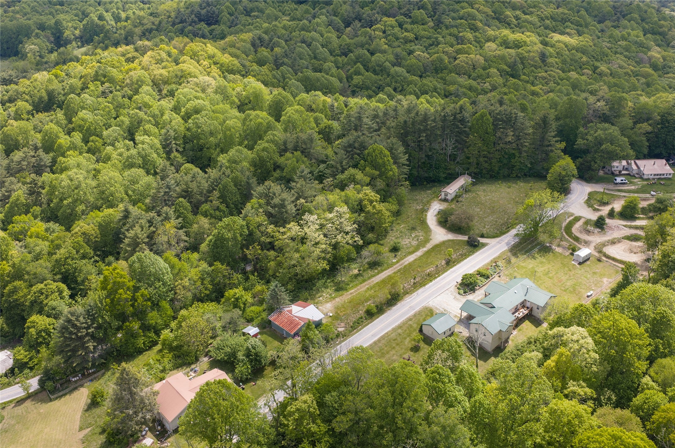 1606 Lloyd Hooper Road Cullowhee, NC 28723 - Photo 27 of 31 Gallery Image 27