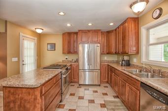 1080 Hillsboro Road High Ridge, MO 63049 - Photo 5 of 44