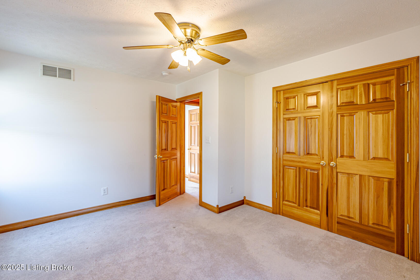 734 Greenbriar Road Mount Washington, KY 40047 - Photo 32 of 91 DSC00857