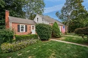 $449,000 | 3 Harris Avenue, Johnston, RI 02919
