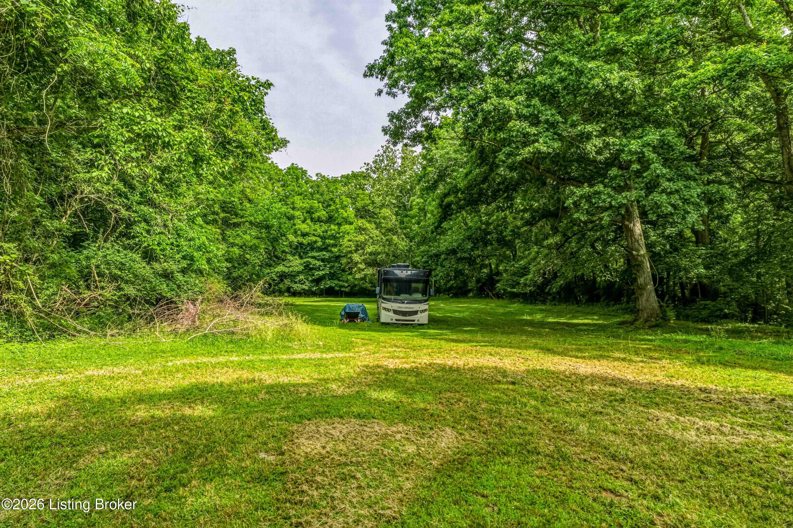 1795 Simpson Creek Road Bloomfield, KY 40008 - Photo 4 of 22 DSC09421