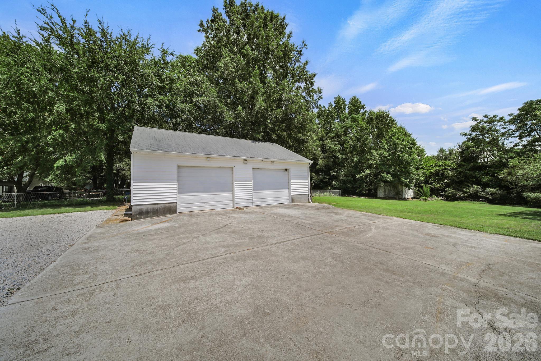 207 Faulkner Street Clover, SC 29710 - Photo 39 of 43