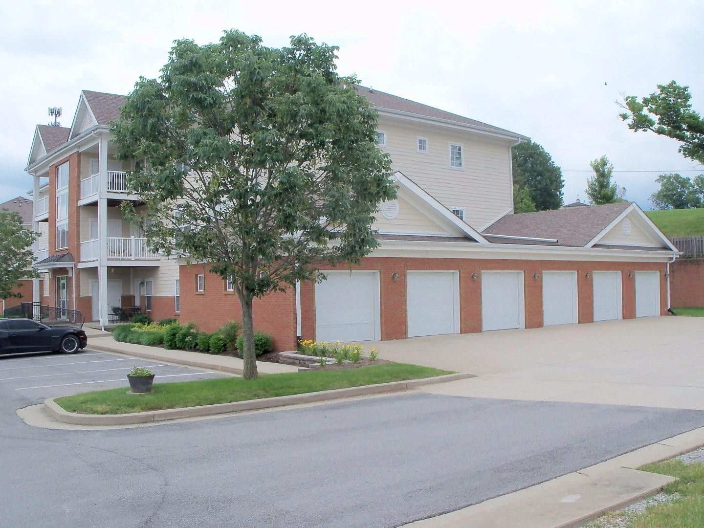 4248 Reserve Road, Unit 303 Lexington, KY 40514 - Photo 12 of 13 Photo 12