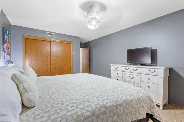 $265,000 | 507 1st Avenue East, Ada, MN 56510