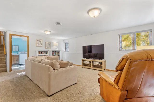 $265,000 | 507 1st Avenue East, Ada, MN 56510