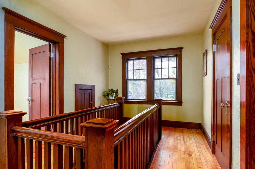 73 Wellesley Road Holyoke, MA 01040 - Photo 20 of 42 Gallery Image 20