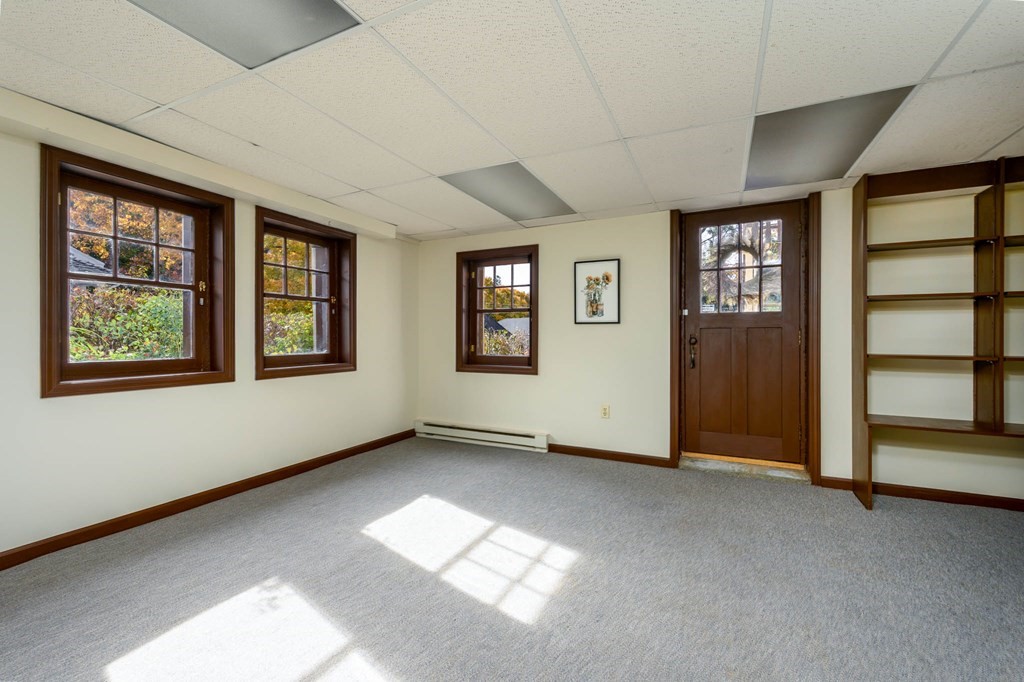 73 Wellesley Road Holyoke, MA 01040 - Photo 33 of 42 Gallery Image 33