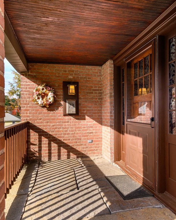 73 Wellesley Road Holyoke, MA 01040 - Photo 5 of 42 Gallery Image 5