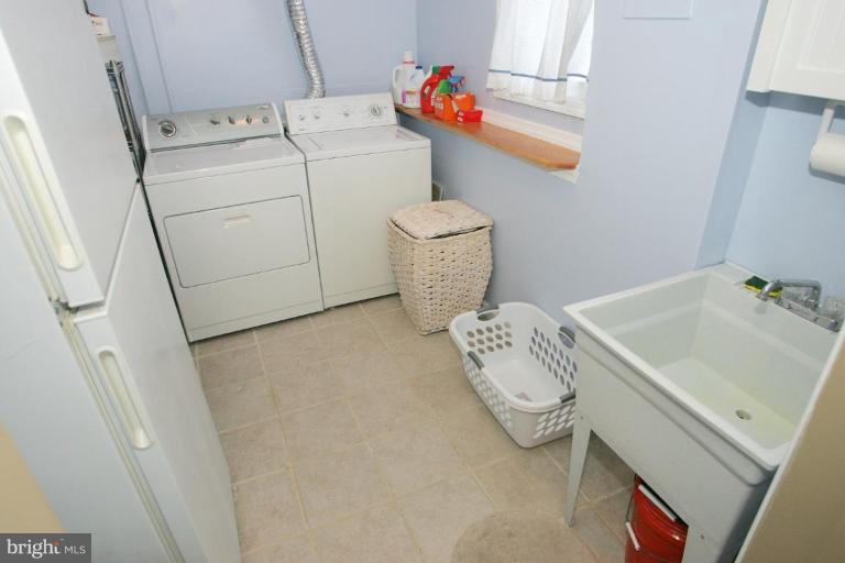 605 McNeill Road Silver Spring, MD 20910 - Photo 14 of 16 Laundry Area 1