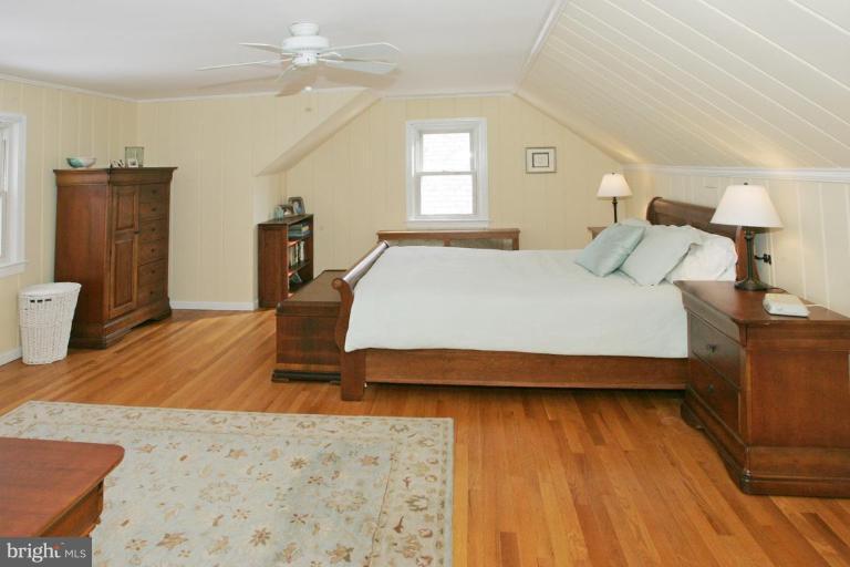 605 McNeill Road Silver Spring, MD 20910 - Photo 5 of 16 Master Bedroom #2