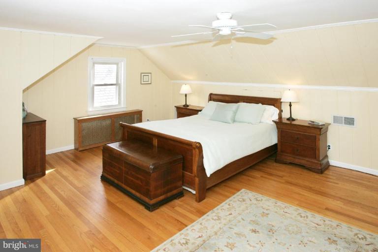 605 McNeill Road Silver Spring, MD 20910 - Photo 6 of 16 Master Bedroom #3
