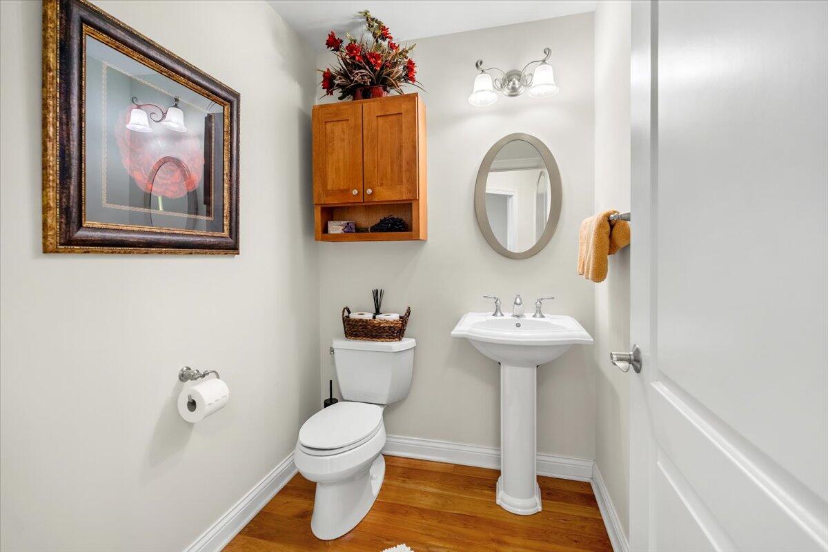 630 Stone Ridge Drive Lake Geneva, WI 53147 - Photo 12 of 46 29-DSC09820-HDR