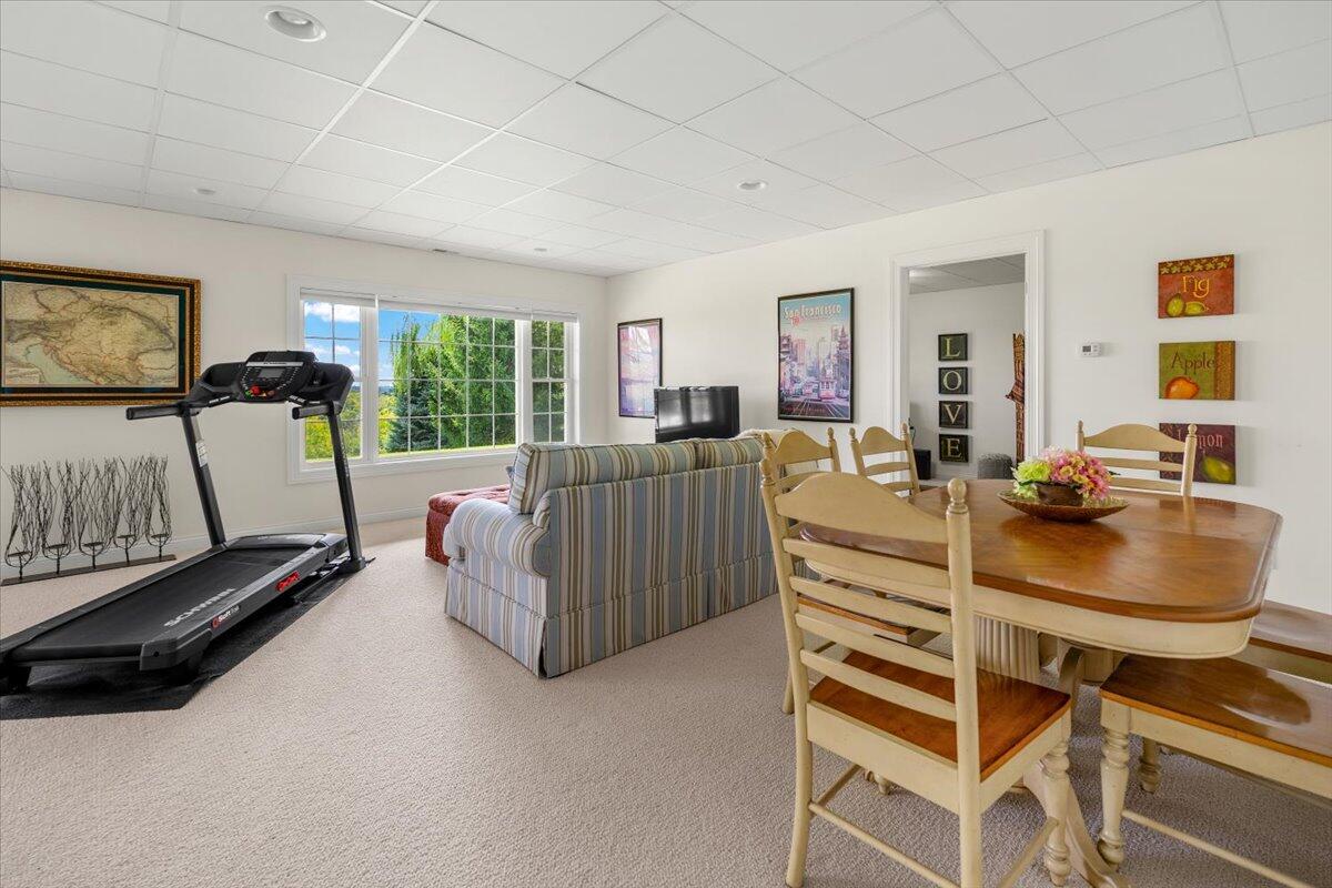 630 Stone Ridge Drive Lake Geneva, WI 53147 - Photo 20 of 46 43-DSC09874-HDR