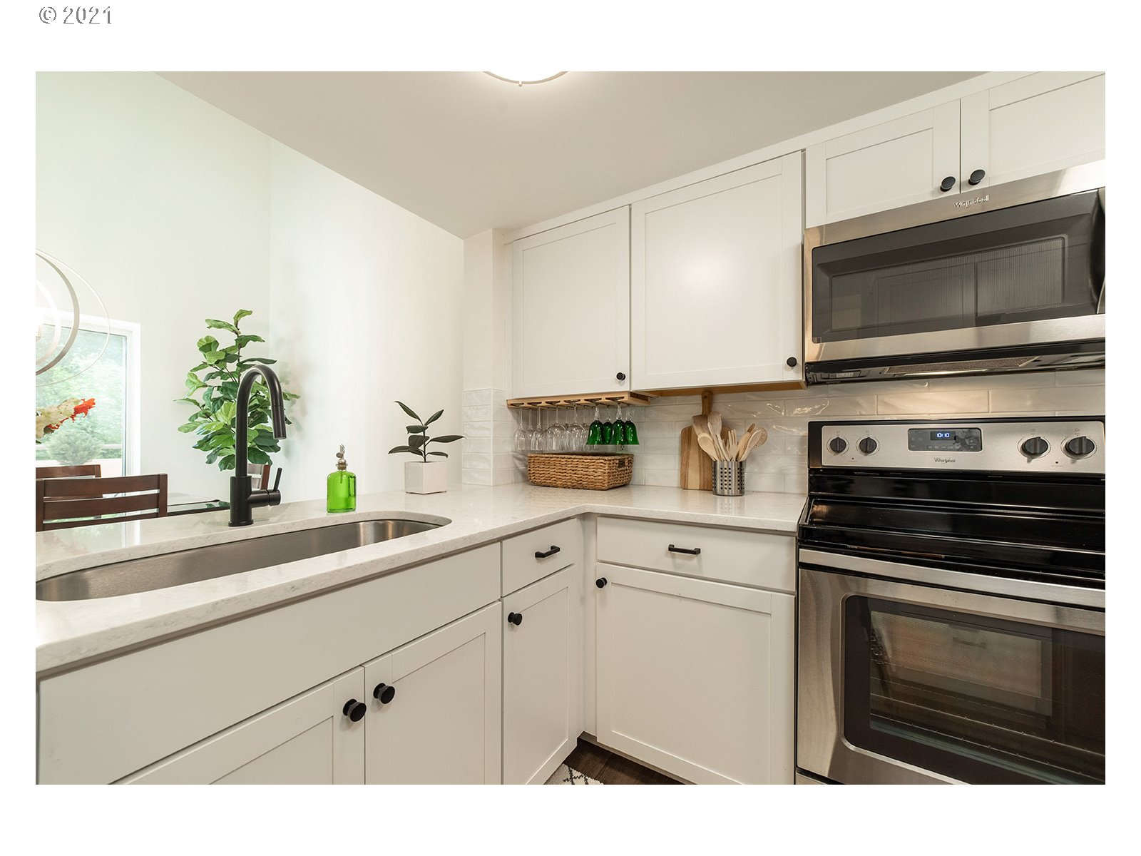6625 West Burnside Road, Unit 230 Portland, OR 97225 - Photo 11 of 32 Gallery Image 11