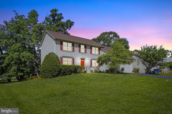 $767,500 | 1017 Jeff Ryan Drive, Herndon, VA 20170