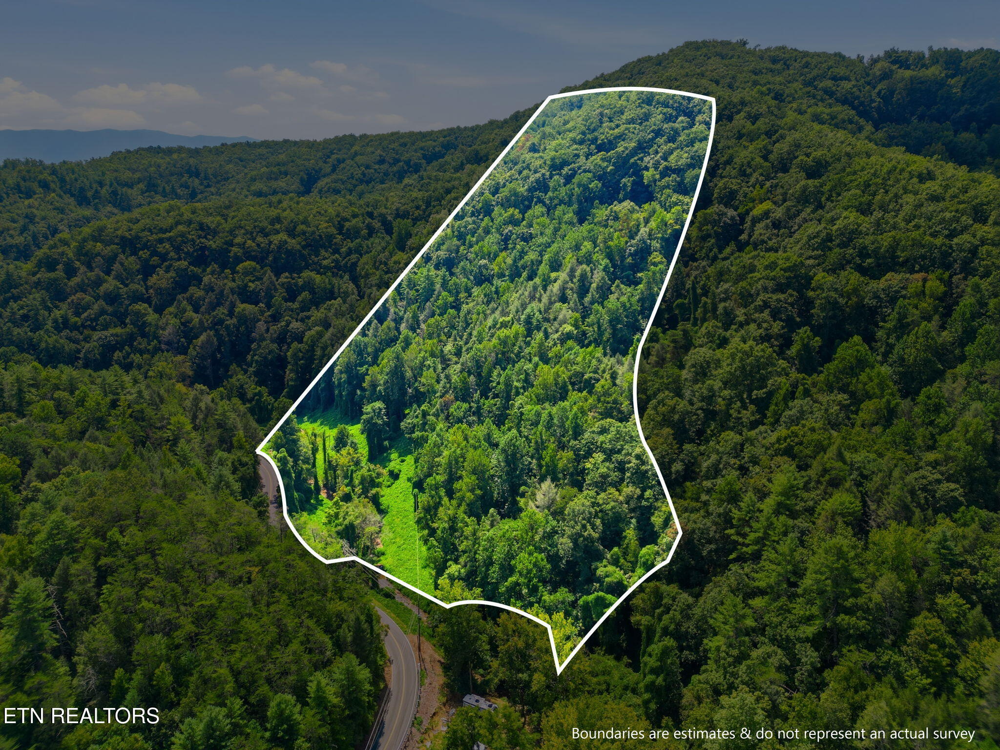 3910 Wilhite Road Sevierville, TN 37876 - Photo 5 of 45 5-web-or-mls-DJI_0869 - wht ln exp red