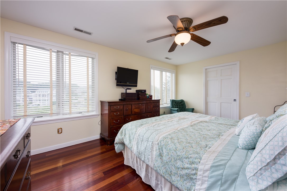 6 Dunes Road Narragansett, RI 02882 - Photo 13 of 26