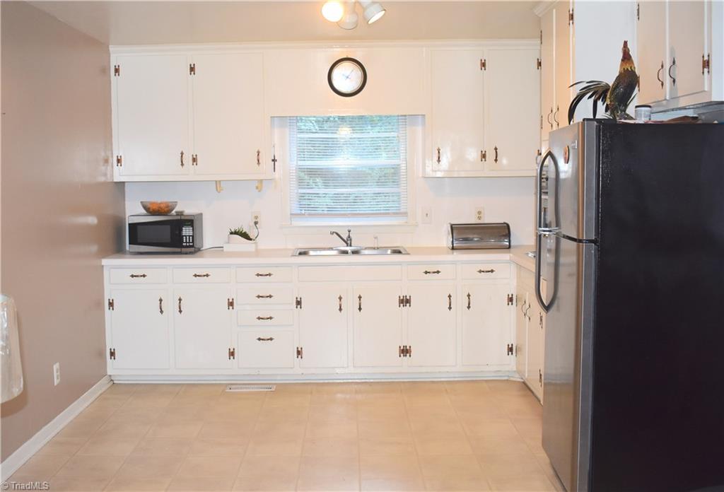 6309 Hunt Road Pleasant Garden, NC 27313 - Photo 29 of 30 Gallery Image 29
