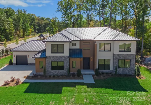 $3,050,000 | 203 Sugar Maple Lane, Unit 23, Matthews, NC 28104