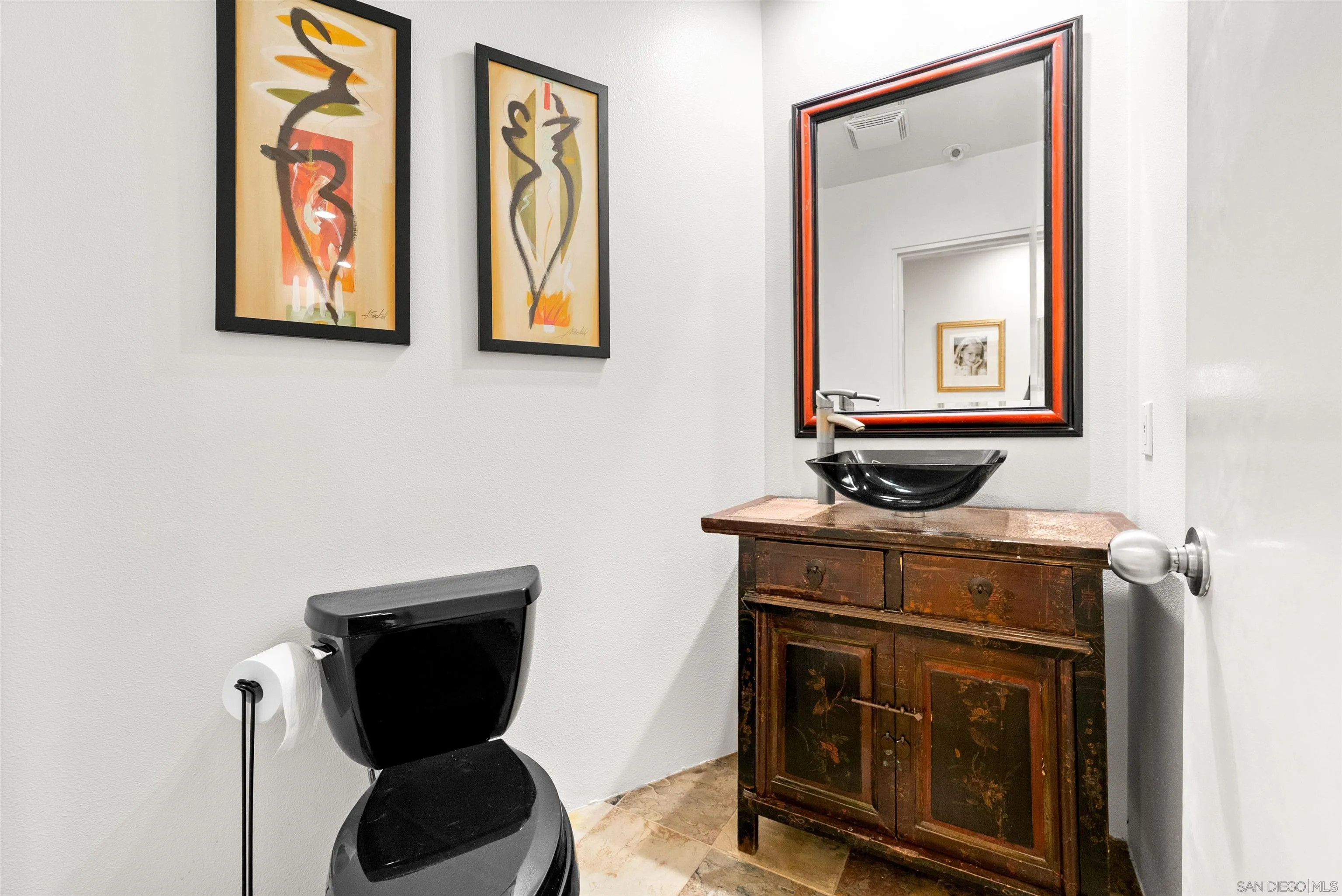 5491 Calzada Del Bosque Rancho Santa Fe, CA 92067 - Photo 47 of 69 Powder room
