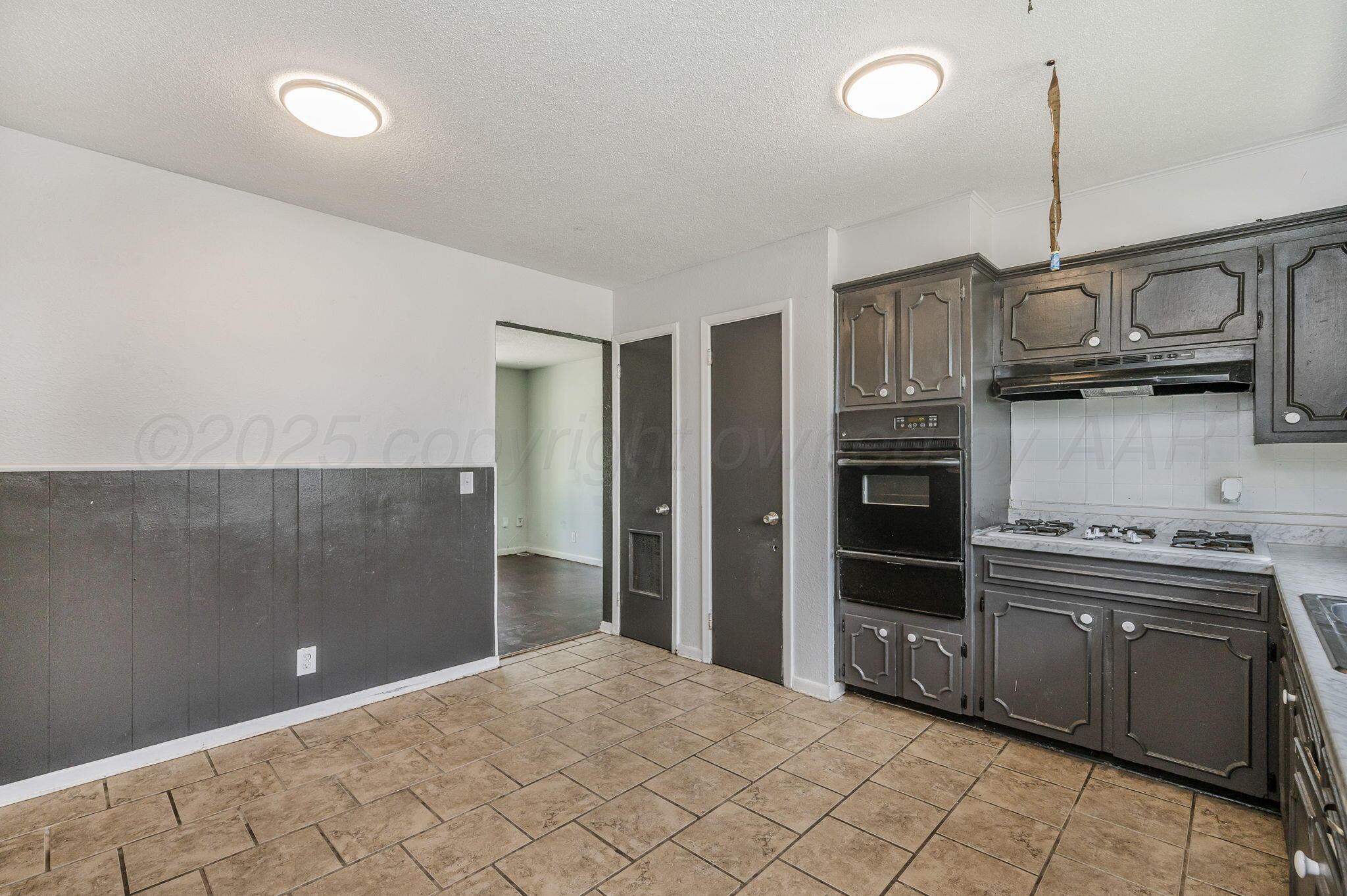 2902 Pryor Street Amarillo, TX 79103 - Photo 7 of 18 2902 Pryor St 10