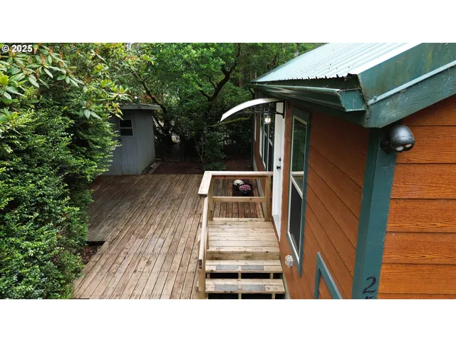 a black and white photo of a house