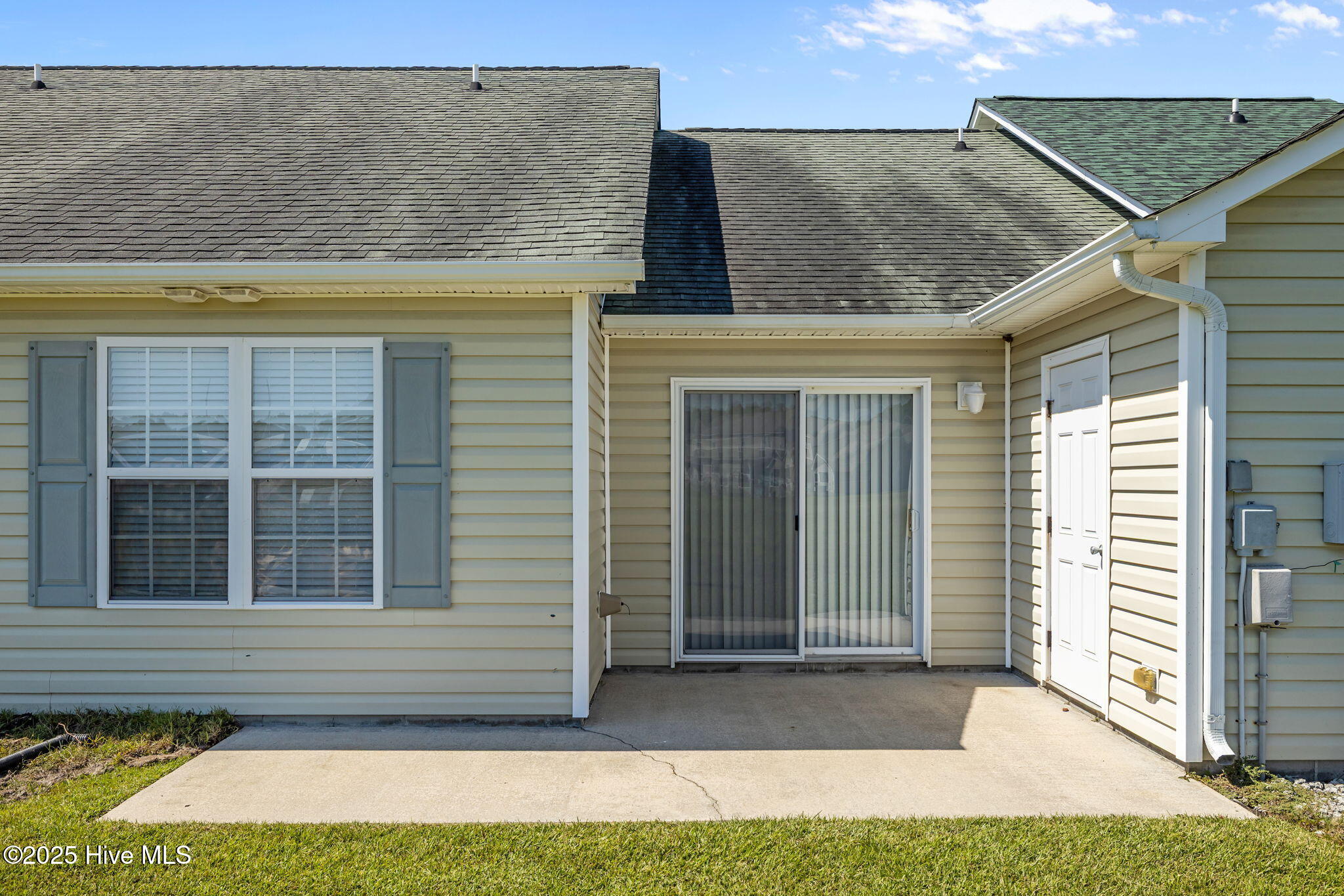 550 Peletier Loop Road, Unit 11 Peletier, NC 28584 - Photo 8 of 12 Back patio