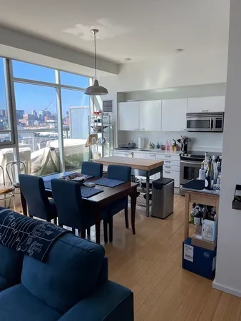 $5,000 | 2 Earhart Street, Unit 914, Cambridge, MA 02141
