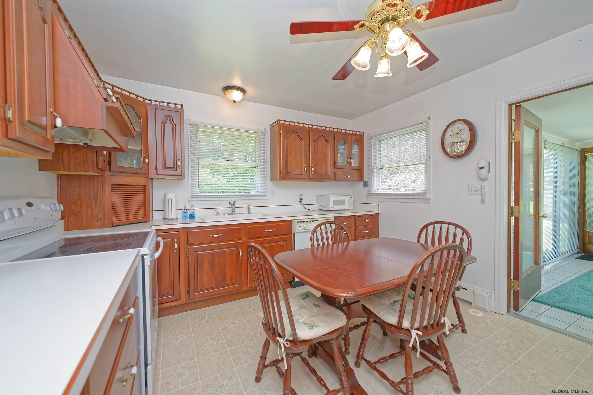 173 Boght Road Colonie, NY 12189 - Photo 14 of 35 Photo 14