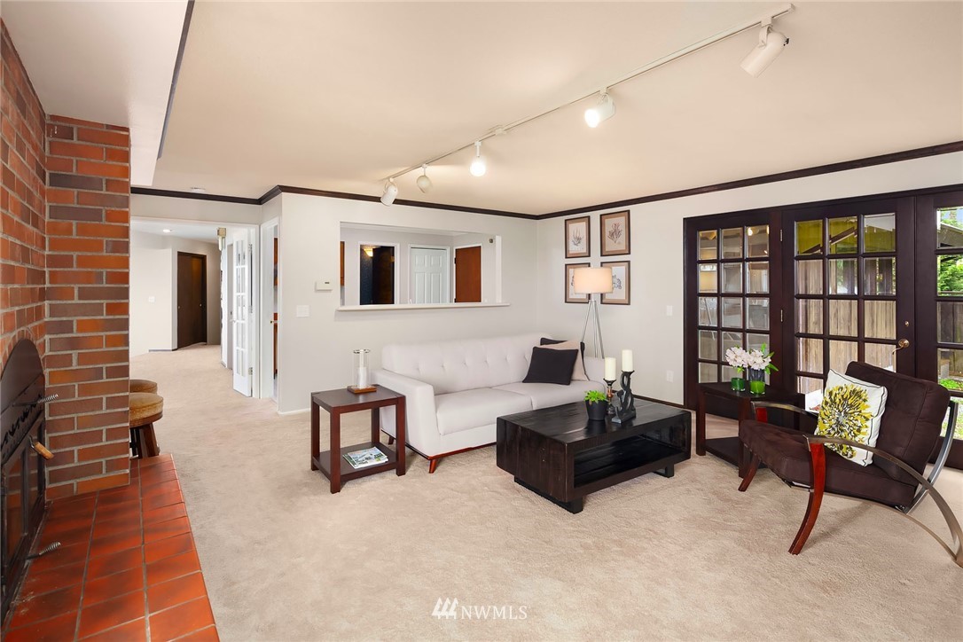 10770 Southwest Cowan Road Vashon, WA 98070 - Photo 12 of 25 Gallery Image 12