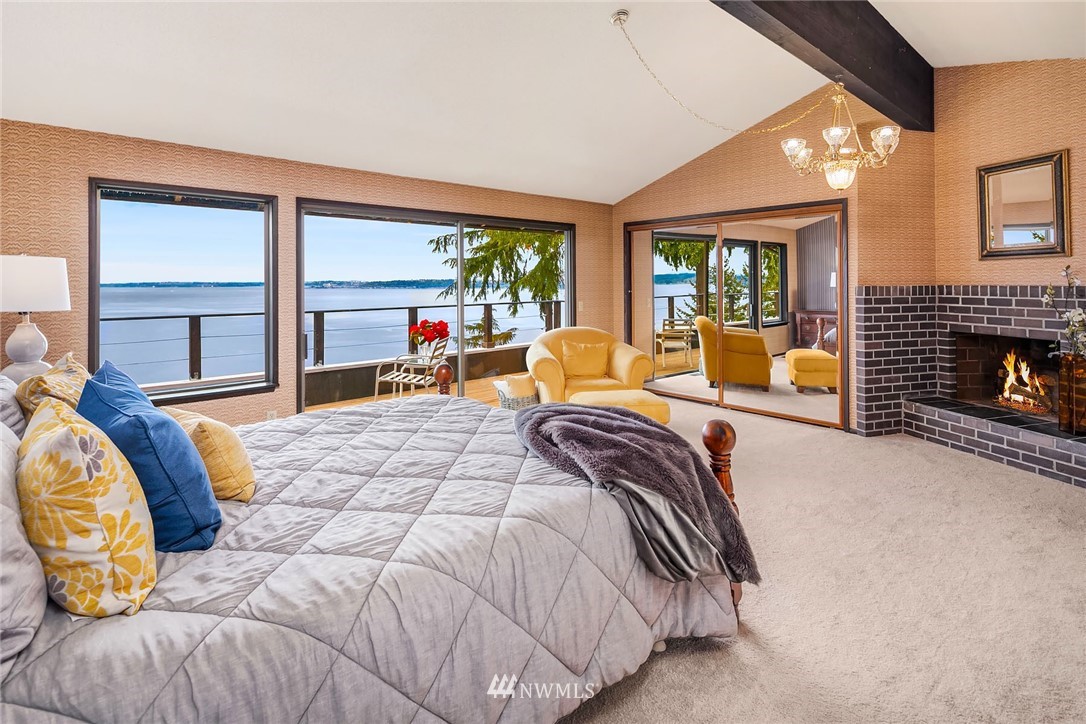 10770 Southwest Cowan Road Vashon, WA 98070 - Photo 17 of 25 Gallery Image 17