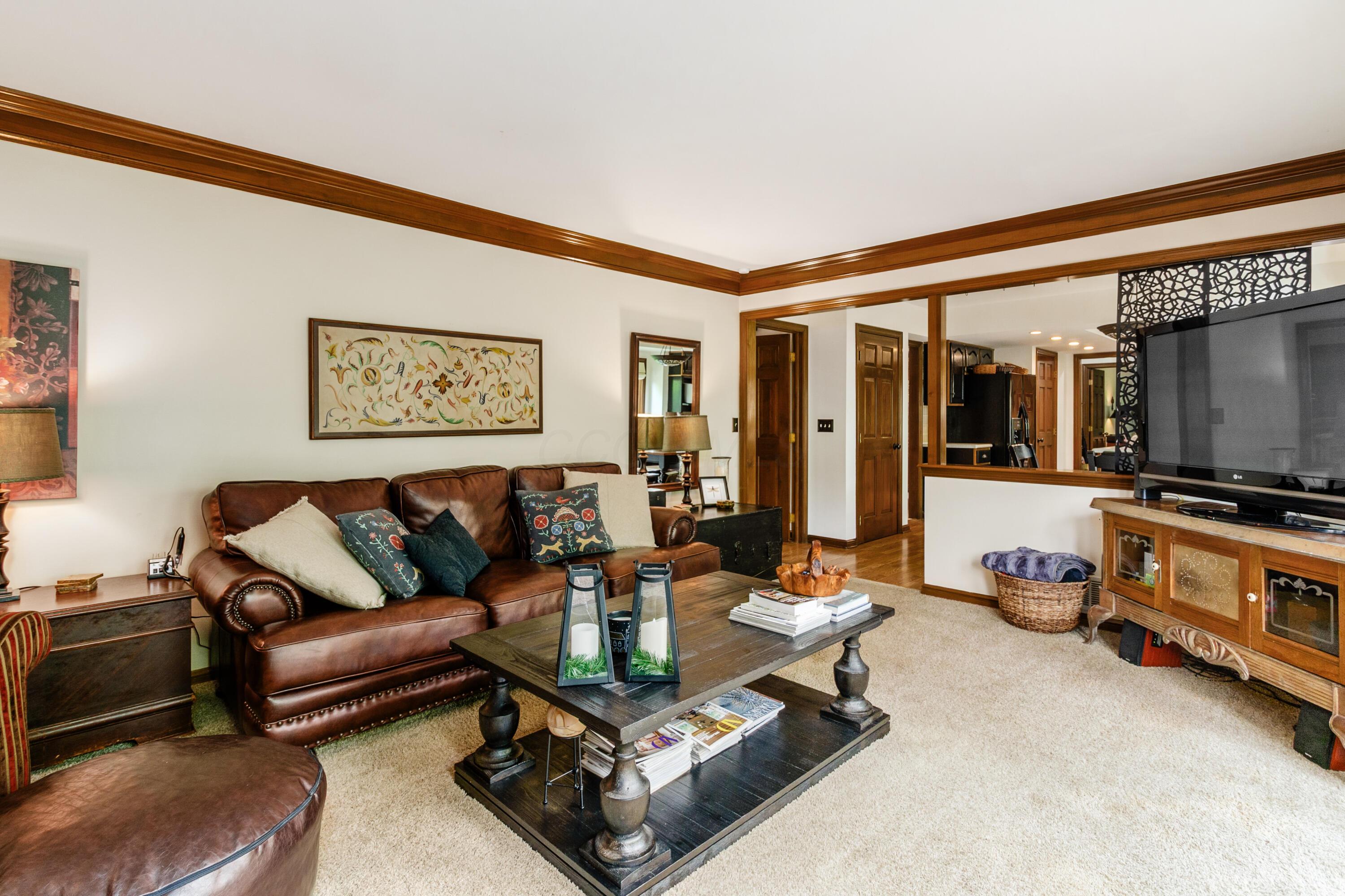7379 Wings Livery Road Dublin, OH 43017 - Photo 18 of 44 Family Room