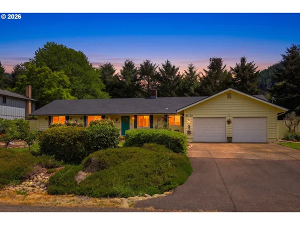 $535,000 | 41720 Madrone Street, Springfield, OR 97478